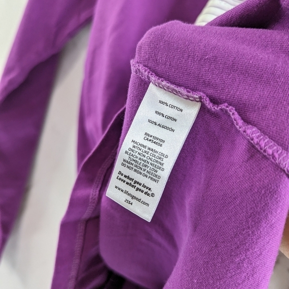 Life Is Good T Shirt Women XS Purple Thankfall Autumn Crusher V Long Sleeve - Picture 8 of 10